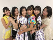 
Ichioka Reina,


Kaga Kaede,


Kanazawa Tomoko,


Kishimoto Yumeno,


Makino Maria,


Wada Sakurako,

