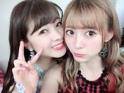 
Ikuta Erina,


Nakanishi Kana,

