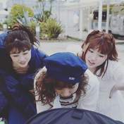 
Katsuta Rina,


Nakanishi Kana,


Takeuchi Akari,

