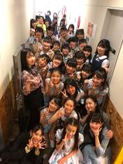 
Akiyama Mao,


BEYOOOOONDS,


Eguchi Saya,


Hello! Pro Egg,


Hirai Miyo,


Ichioka Reina,


Kishimoto Yumeno,


Kiyono Momohime,


Kobayashi Honoka,


Maeda Kokoro,


Nishida Shiori,


Okamura Minami,


Satoyoshi Utano,


Shimakura Rika,


Takase Kurumi,


Yamagishi Riko,


Yamazaki Yuhane,

