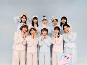 
ANGERME,


Funaki Musubu,


Hashisako Rin,


Ise Reira,


Kamikokuryou Moe,


Kasahara Momona,


Kawamura Ayano,


Murota Mizuki,


Oota Haruka,


Sasaki Rikako,


Takeuchi Akari,

