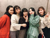
Kamikokuryou Moe,


Kasahara Momona,


Katsuta Rina,


Kawamura Ayano,


Sasaki Rikako,

