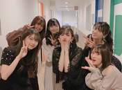 
Kudo Haruka,


Makino Maria,


Miyazaki Yuka,


Suzuki Airi,


Yajima Maimi,

