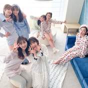 
Danbara Ruru,


Inaba Manaka,


Juice=Juice,


Kanazawa Tomoko,


Miyamoto Karin,


Miyazaki Yuka,


Takagi Sayuki,


Uemura Akari,

