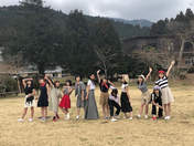 
ANGERME,


Funaki Musubu,


Ise Reira,


Kamikokuryou Moe,


Kasahara Momona,


Katsuta Rina,


Kawamura Ayano,


Murota Mizuki,


Nakanishi Kana,


Oota Haruka,


Sasaki Rikako,


Takeuchi Akari,


Wada Ayaka,

