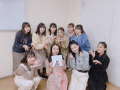 
Akiyama Mao,


Asakura Kiki,


Kishimoto Yumeno,


Murota Mizuki,


Niinuma Kisora,


Ogata Risa,


Ono Mizuho,


Onoda Saori,


Tanimoto Ami,


Tsubaki Factory,


Yamagishi Riko,

