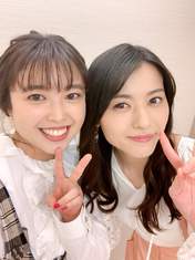 
Nakajima Saki,


Yajima Maimi,

