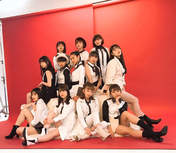 
ANGERME,


Funaki Musubu,


Ise Reira,


Kamikokuryou Moe,


Kasahara Momona,


Katsuta Rina,


Kawamura Ayano,


Murota Mizuki,


Nakanishi Kana,


Sasaki Rikako,


Takeuchi Akari,


Wada Ayaka,

