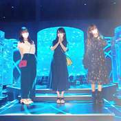 
Fukumura Mizuki,


Ikuta Erina,


Michishige Sayumi,

