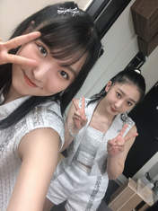 
Akiyama Mao,


Ono Mizuho,

