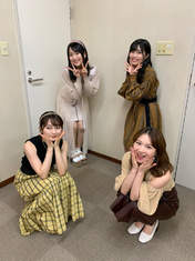 
Ishida Ayumi,


Morito Chisaki,


Nishida Shiori,


Ono Mizuho,

