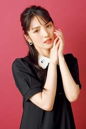 
Michishige Sayumi,

