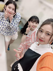 
Kamikokuryou Moe,


Kasahara Momona,


Tanimoto Ami,

