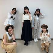 
Kaga Kaede,


Matsunaga Riai,


Nakayama Natsume,


Nonaka Miki,


Yamagishi Riko,

