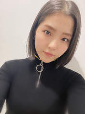 
Ichioka Reina,

