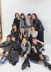 
ANGERME,


Funaki Musubu,


Hashisako Rin,


Ise Reira,


Kamikokuryou Moe,


Kasahara Momona,


Kawamura Ayano,


Kawana Rin,


Matsumoto Wakana,


Sasaki Rikako,


Takeuchi Akari,


Tamenaga Shion,

