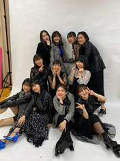 
ANGERME,


Funaki Musubu,


Hashisako Rin,


Ise Reira,


Kamikokuryou Moe,


Kasahara Momona,


Kawamura Ayano,


Sasaki Rikako,


Takeuchi Akari,


Tamenaga Shion,

