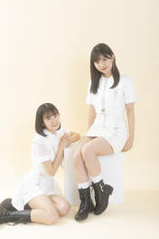 
Shimakura Rika,


Yamazaki Yuhane,

