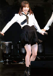 
Inaba Manaka,

