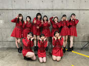 
ANGERME,


Hashisako Rin,


Ise Reira,


Kamikokuryou Moe,


Kasahara Momona,


Kawamura Ayano,


Sasaki Rikako,


Takeuchi Akari,


Tamenaga Shion,

