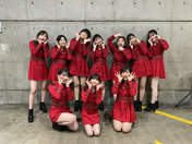 
ANGERME,


Hashisako Rin,


Ise Reira,


Kamikokuryou Moe,


Kasahara Momona,


Kawamura Ayano,


Sasaki Rikako,


Takeuchi Akari,


Tamenaga Shion,

