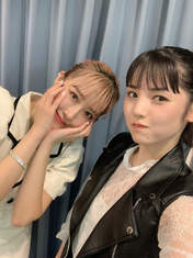 
Michishige Sayumi,


Natsuyaki Miyabi,

