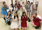 
Akiyama Mao,


ANGERME,


Asakura Kiki,


Ikuta Erina,


Kanazawa Tomoko,


Kawamura Ayano,


Kishimoto Yumeno,


Makino Maria,


Matsunaga Riai,


Morito Chisaki,


Okamura Minami,


Satoyoshi Utano,


Takeuchi Akari,

