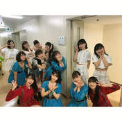 
Fukumura Mizuki,


Ichioka Reina,


Inoue Rei,


Kamikokuryou Moe,


Kitagawa Rio,


Kobayashi Honoka,


Kudo Yume,


Niinuma Kisora,


Nonaka Miki,


Ono Mizuho,


Shimakura Rika,


Tamenaga Shion,


Yokoyama Reina,

