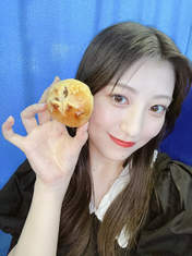 
Haga Akane,

