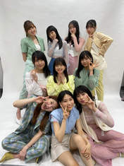 
ANGERME,


Hashisako Rin,


Ise Reira,


Kamikokuryou Moe,


Kasahara Momona,


Kawamura Ayano,


Sasaki Rikako,


Takeuchi Akari,


Tamenaga Shion,

