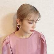 
Natsuyaki Miyabi,

