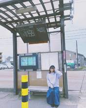 
Niigaki Risa,

