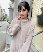 
Michishige Sayumi,

