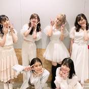 
Kishimoto Yumeno,


Natsuyaki Miyabi,


Ogata Risa,


Suzuki Airi,

