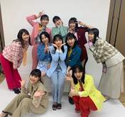 
Danbara Ruru,


Ebata Kisaki,


Inaba Manaka,


Inoue Rei,


Juice=Juice,


Kanazawa Tomoko,


Kudo Yume,


Matsunaga Riai,


Uemura Akari,

