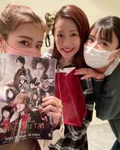 
Yajima Maimi,


Natsuyaki Miyabi,


Shimizu Saki,

