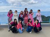 
ANGERME,


Hashisako Rin,


Ise Reira,


Kamikokuryou Moe,


Kasahara Momona,


Kawamura Ayano,


Sasaki Rikako,


Takeuchi Akari,


Tamenaga Shion,

