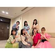 
Fukumura Mizuki,


Miyamoto Karin,


Natsuyaki Miyabi,


Ogata Risa,


Uemura Akari,

