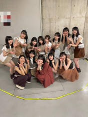 
Akiyama Mao,


Asakura Kiki,


Kishimoto Yumeno,


Niinuma Kisora,


Ogata Risa,


Ono Mizuho,


Onoda Saori,


Tanimoto Ami,


Tsubaki Factory,


Yamagishi Riko,


Yofuu Runo,

