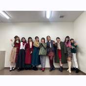 
ANGERME,


Hashisako Rin,


Ise Reira,


Kamikokuryou Moe,


Kawamura Ayano,


Sasaki Rikako,


Takeuchi Akari,


Tamenaga Shion,

