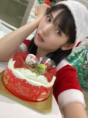 
Michishige Sayumi,

