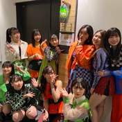 
ANGERME,


Hashisako Rin,


Hirayama Yuki,


Ise Reira,


Kamikokuryou Moe,


Kawamura Ayano,


Sasaki Rikako,


Takeuchi Akari,


Tamenaga Shion,

