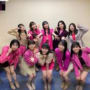 
ANGERME,


Hashisako Rin,


Hirayama Yuki,


Ise Reira,


Kamikokuryou Moe,


Kawamura Ayano,


Sasaki Rikako,


Takeuchi Akari,


Tamenaga Shion,

