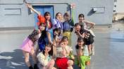 
ANGERME,


Hashisako Rin,


Hirayama Yuki,


Ise Reira,


Kamikokuryou Moe,


Kawamura Ayano,


Sasaki Rikako,


Takeuchi Akari,


Tamenaga Shion,

