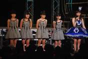 
Fujimoto Miki,


Hamaura Ayano,


Kaga Kaede,


Murota Mizuki,


Yoshihashi Kurumi,

