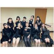 
ANGERME,


Hashisako Rin,


Hirayama Yuki,


Ise Reira,


Kamikokuryou Moe,


Kawamura Ayano,


Sasaki Rikako,


Takeuchi Akari,


Tamenaga Shion,

