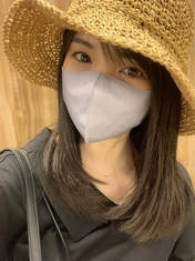 
Michishige Sayumi,

