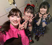 
Kawamura Ayano,


Tsubaki Factory,


Yofuu Runo,

