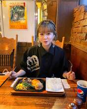 
Niigaki Risa,

