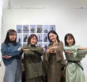 
Fukumura Mizuki,


Kusumi Koharu,


Nonaka Miki,


Takahashi Ai,

